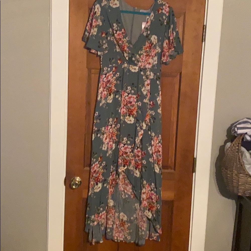 Women’s dress